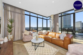 LUXURY HAVEN // ST. KILDA, VIC